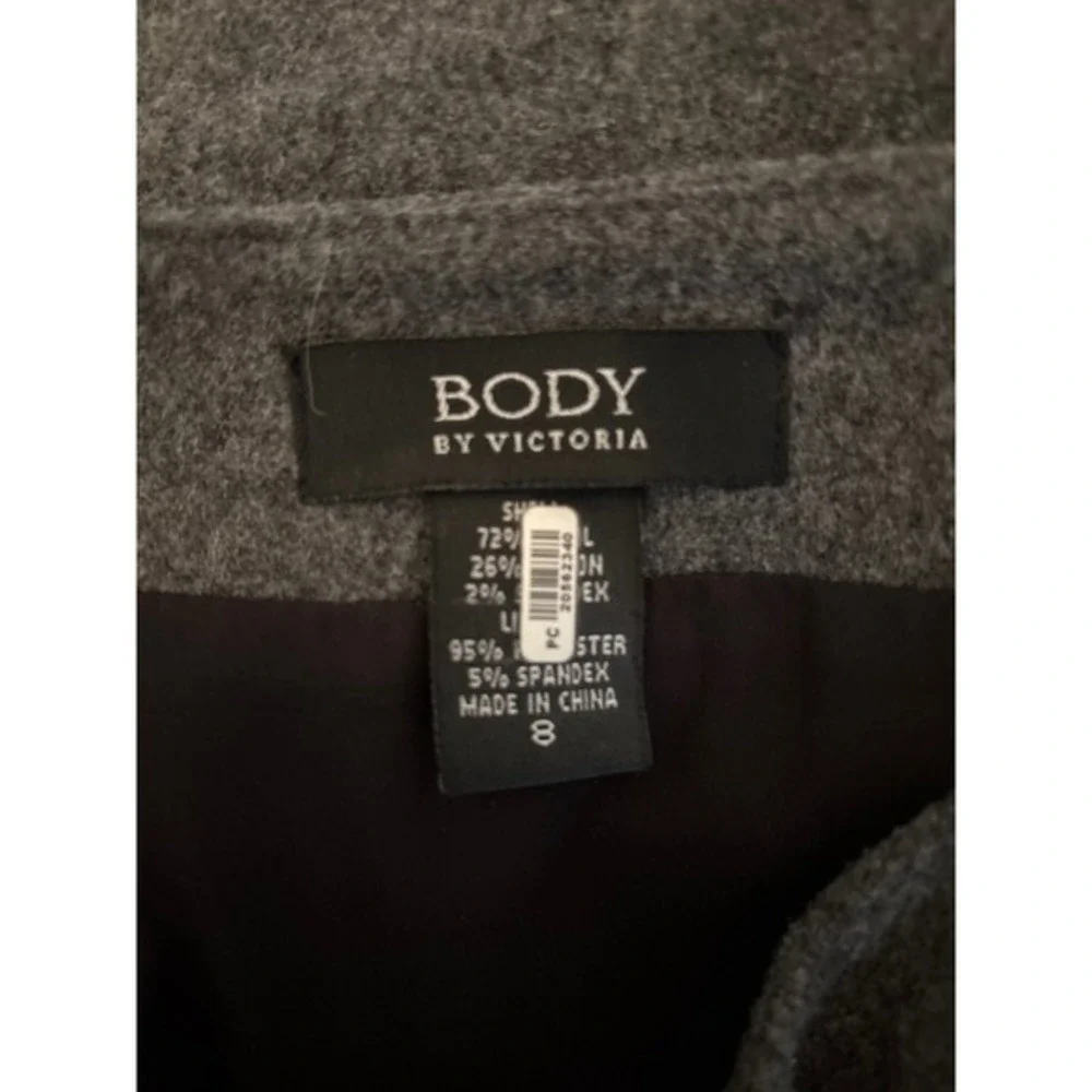 Body by Victoria wool blend skirt size 8 gray‎